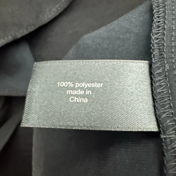 Lane Bryant Ruffle Detail Blouse 28 Satin Crepe Keyhole Back Sleeve Black NWT - Picture 5 of 7